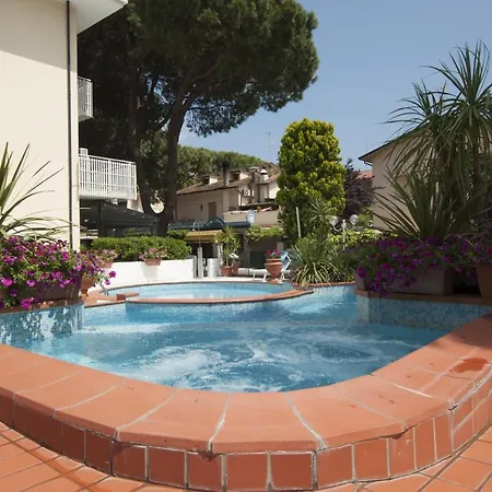 Hotel Donatella Pinarella